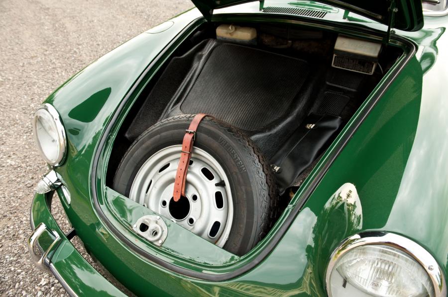  Porsche 356C 1600 Coupe by Karmann 1964 года  (фото 12 из 32)